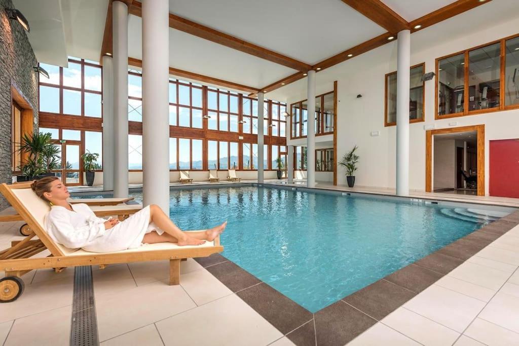 Confort Et Espace Pour Cet Appartement Duplex De 100 M2 Avec Grand Sejour Expose Sud Avec Cheminee, 4 Chambres , Acces Direct Aux Pistes De Ski Et Au Golf Dans La Residence Edenarc Avec Piscine, Jacuzzi Et Spa Bourg-Saint-Maurice Dış mekan fotoğraf